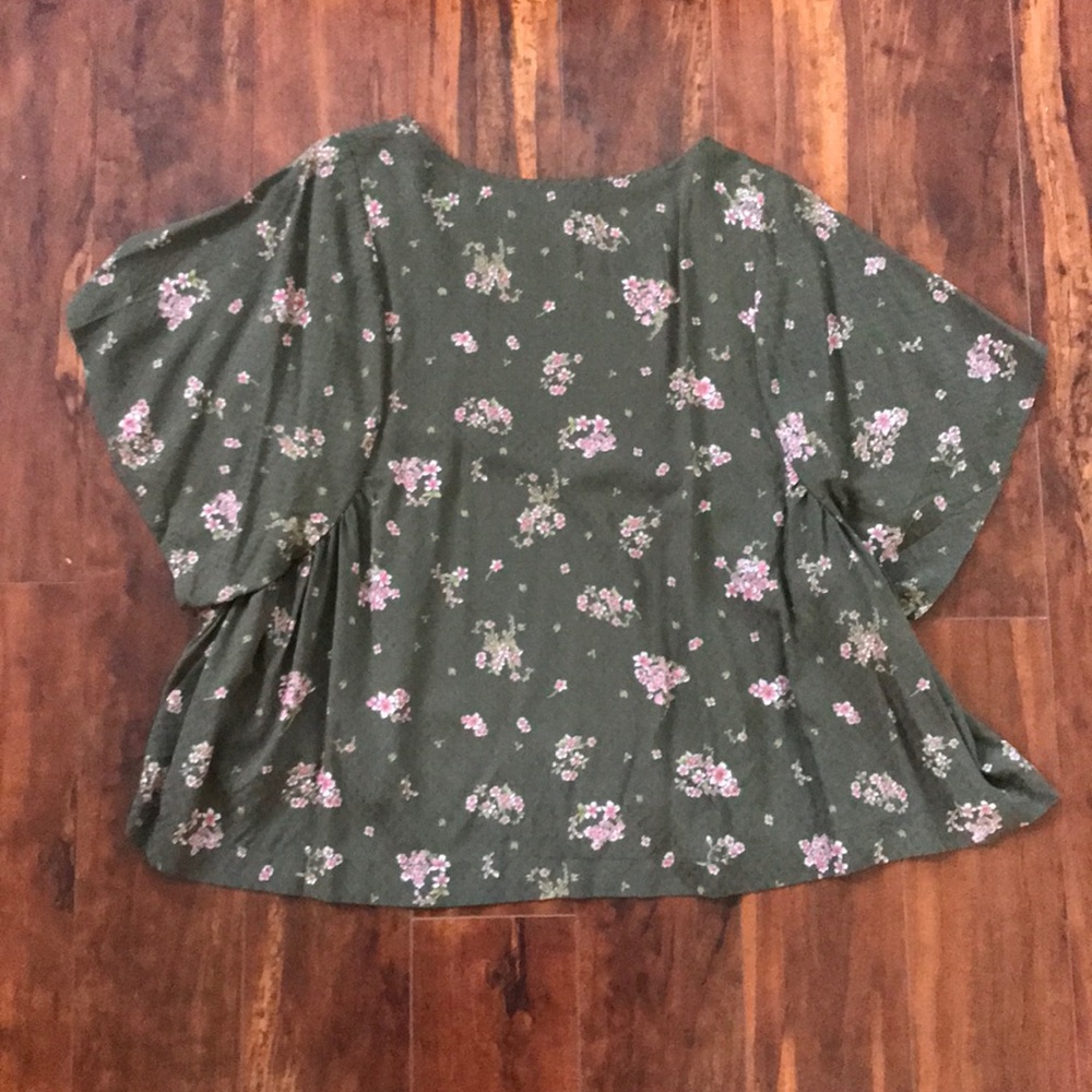 Lucky Brand kimono sleeve blouse - Picture 5 of 6